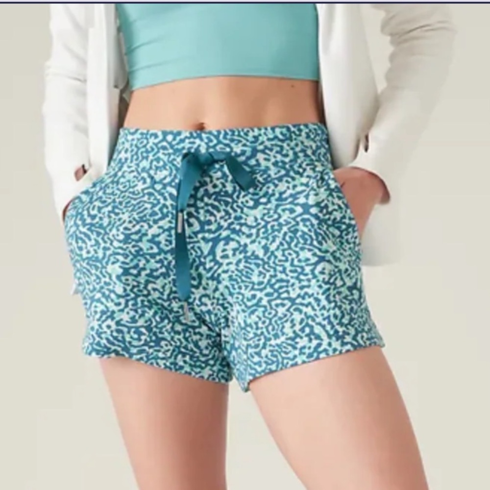 NWT- women’s Athleta Teal and White Athletic Shorts. Size L